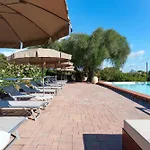 Mamuthones