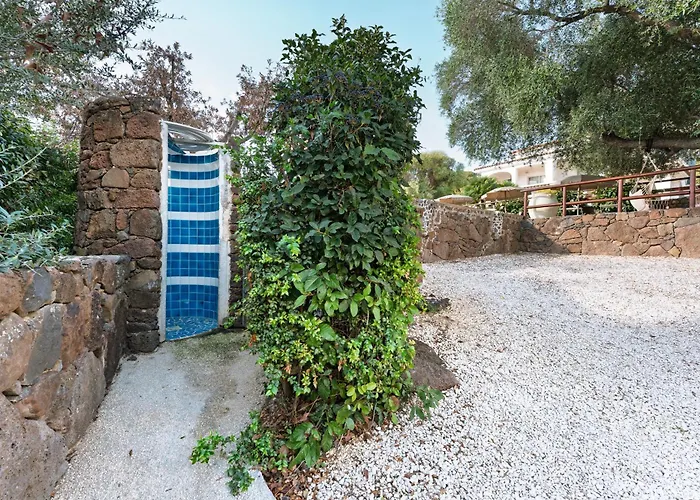 Mamuthones Apartman Orosei